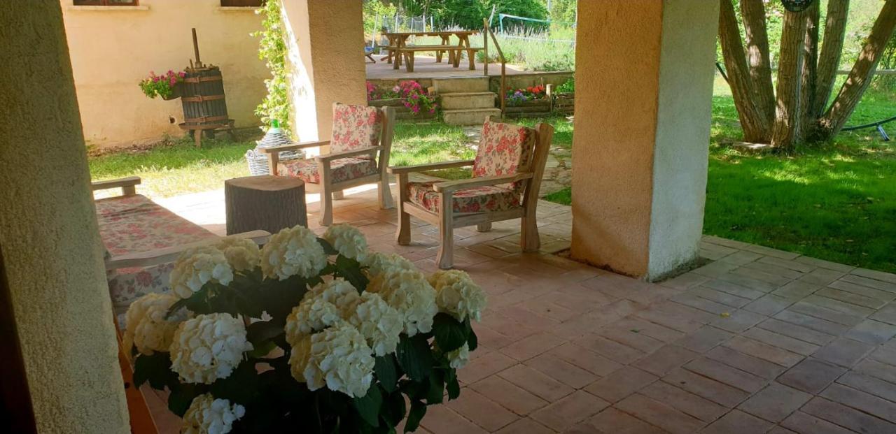 Agriturismo Il Covo Del Solengo Valtopina Exterior photo